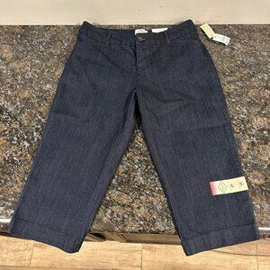 NWT St John’s Bay Crop Jeans Secretly Slender Classic Fit 4 Petite NEW